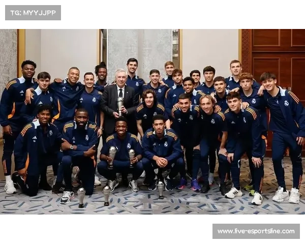 FIFA年度最佳阵容公布:巴黎半壁江山,皇马贝林厄姆入选引争议