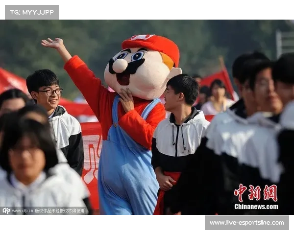 “嘉冠联赛：海盐1-10秀洲，师徒父子情成赛场亮点”